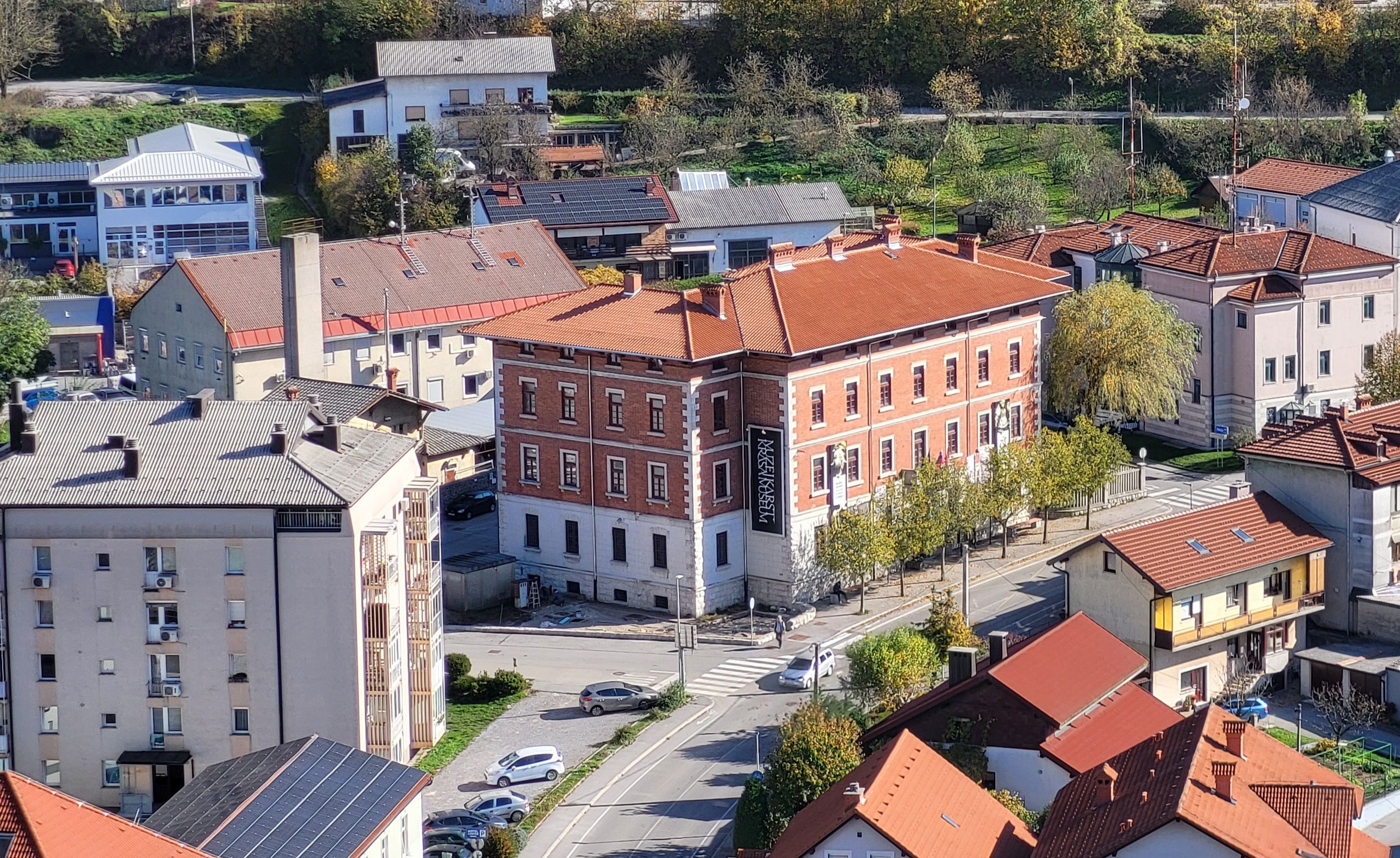 3321097863118071_notranjski-muzej-postojna-ana-cic-1.jpg